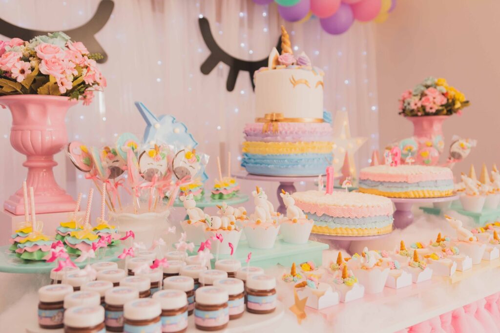 baby shower cake etiquette